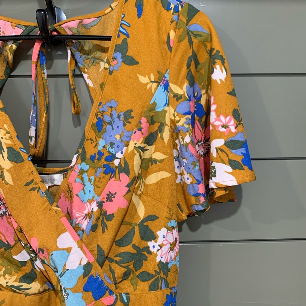 Band of Gypsies Gold/ Mustard Floral V-neck Jumpsuit. Wide leg. S.